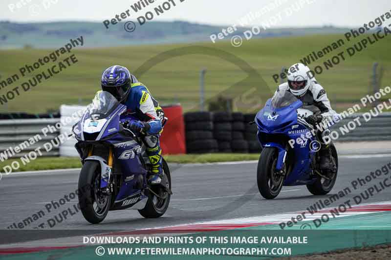cadwell no limits trackday;cadwell park;cadwell park photographs;cadwell trackday photographs;enduro digital images;event digital images;eventdigitalimages;navarra;no limits trackdays;peter wileman photography;racing digital images;trackday digital images;trackday photos